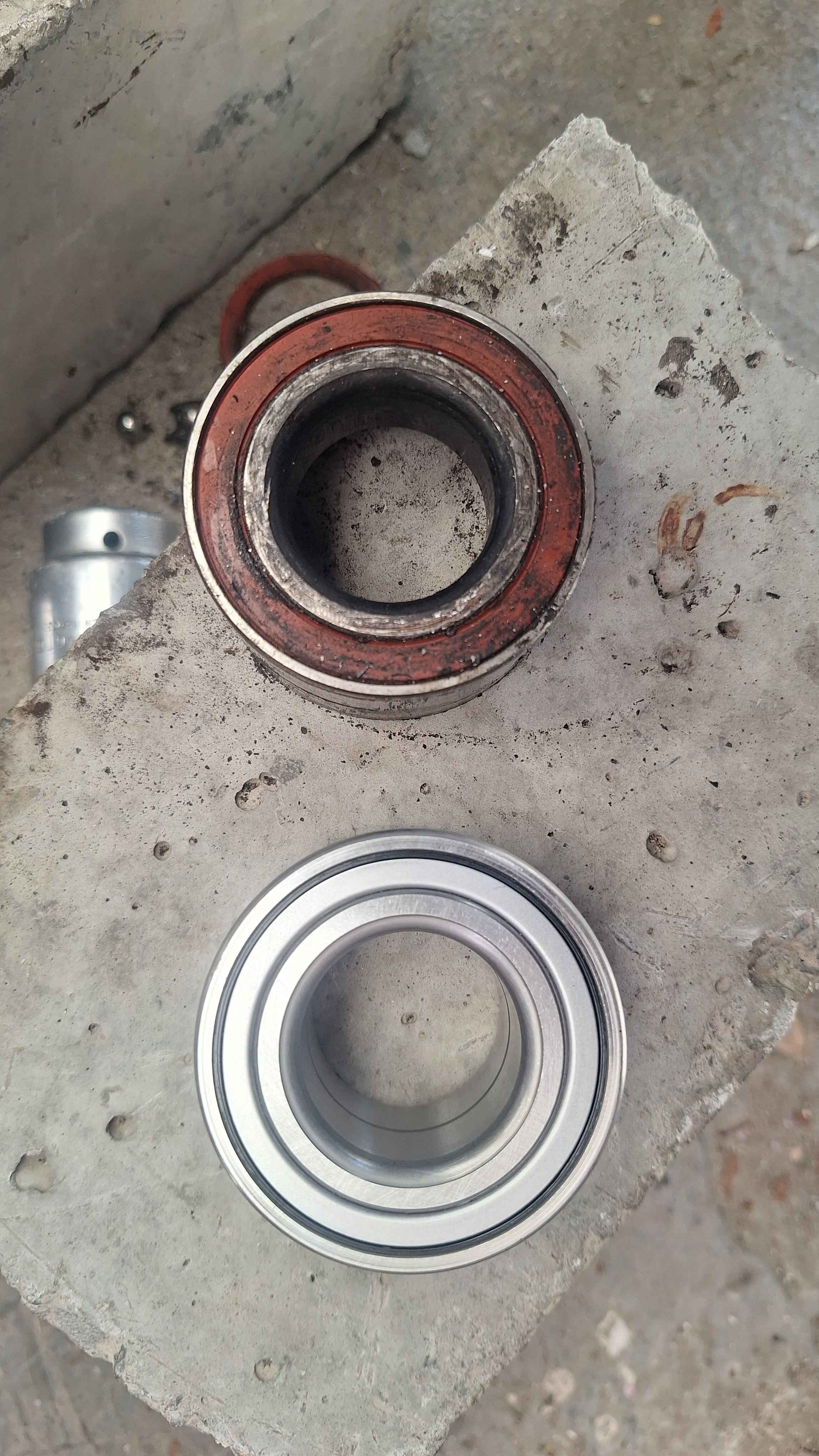 Cambio de balero de rueda delantera en Chevy en Guadalajara