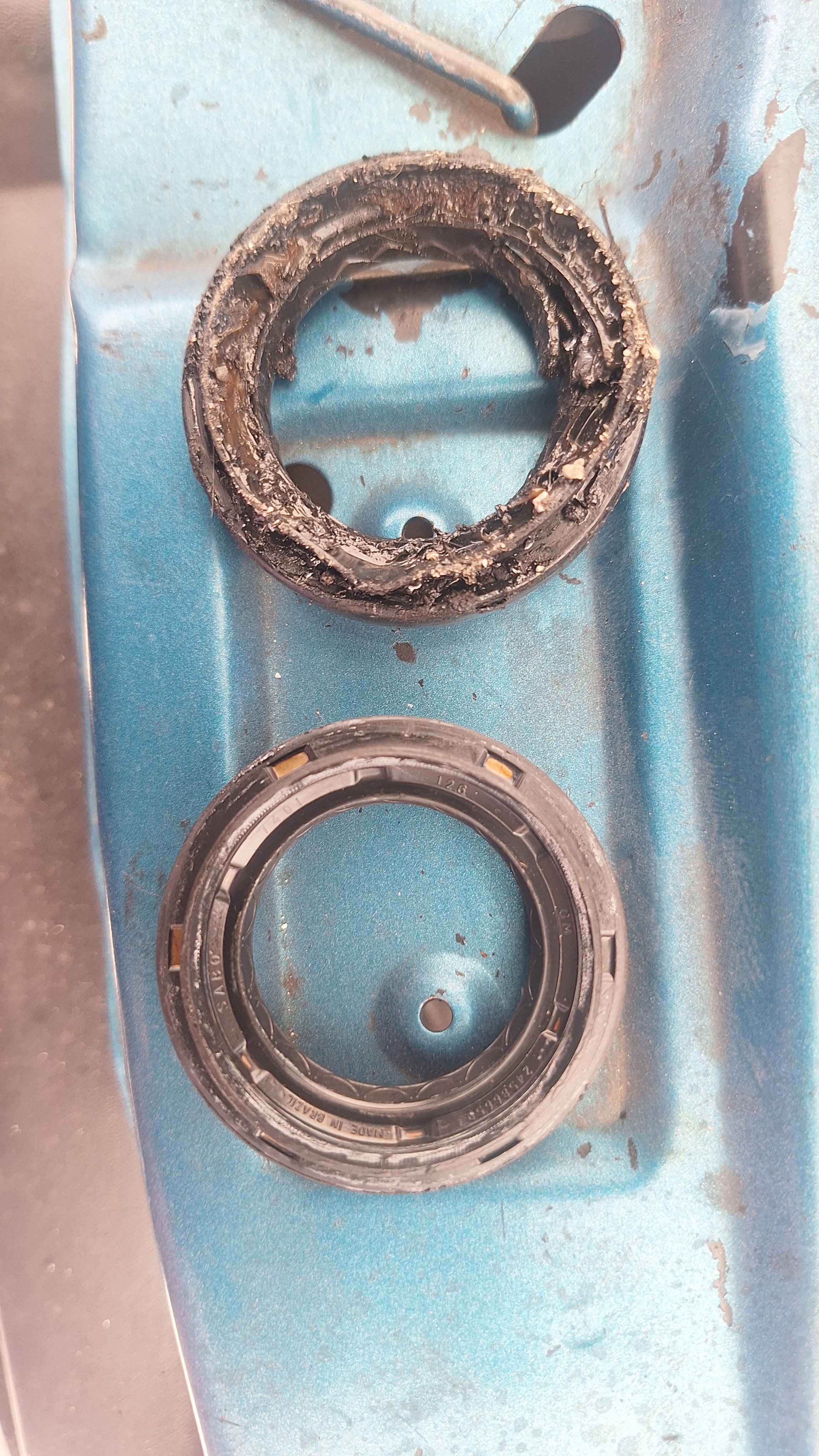 Cambio de retén de flecha lado caja en Chevy en Guadalajara