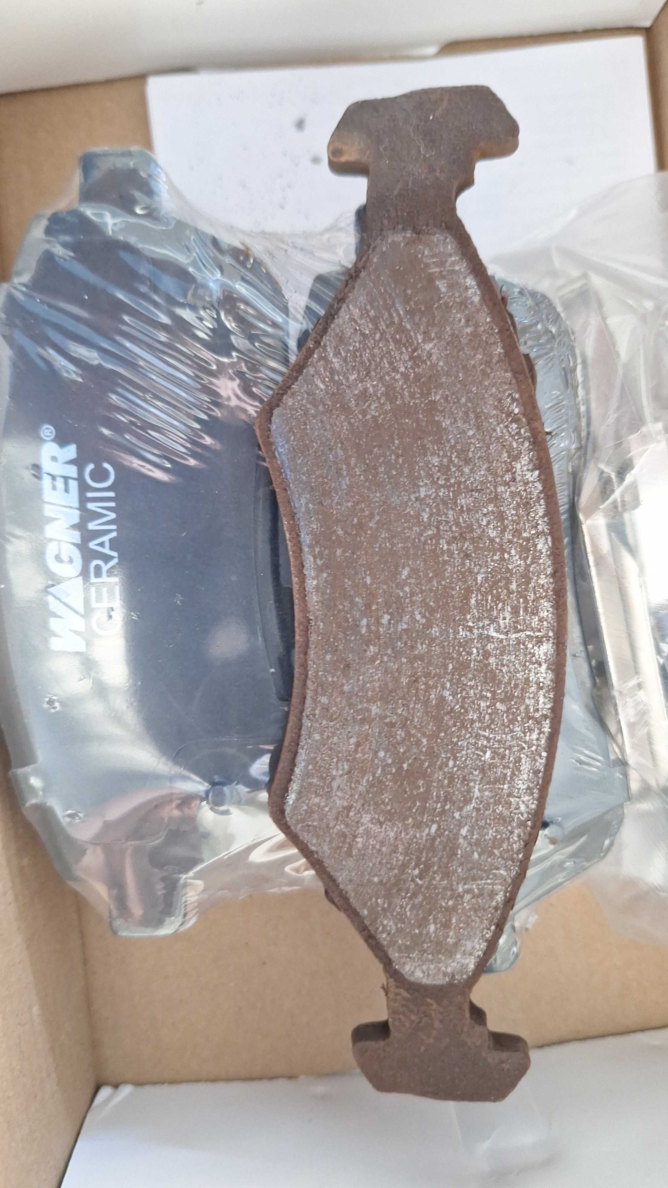 Cambio de balatas delanteras en Ford Fiesta en Guadalajara