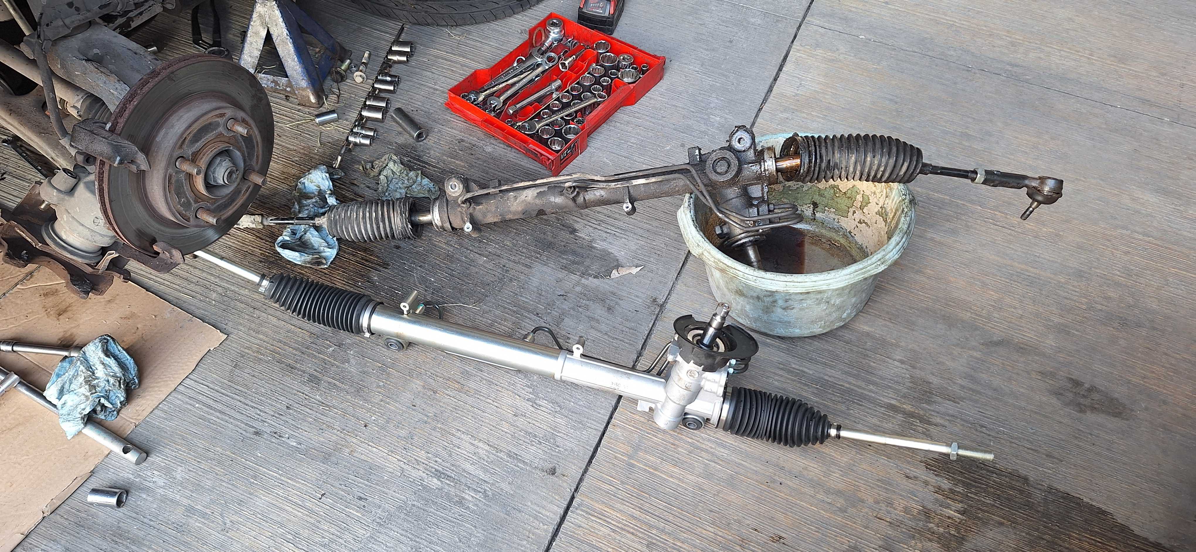 Cambio de cremallera de direcci&oacute;n en Ford Fiesta en Guadalajara