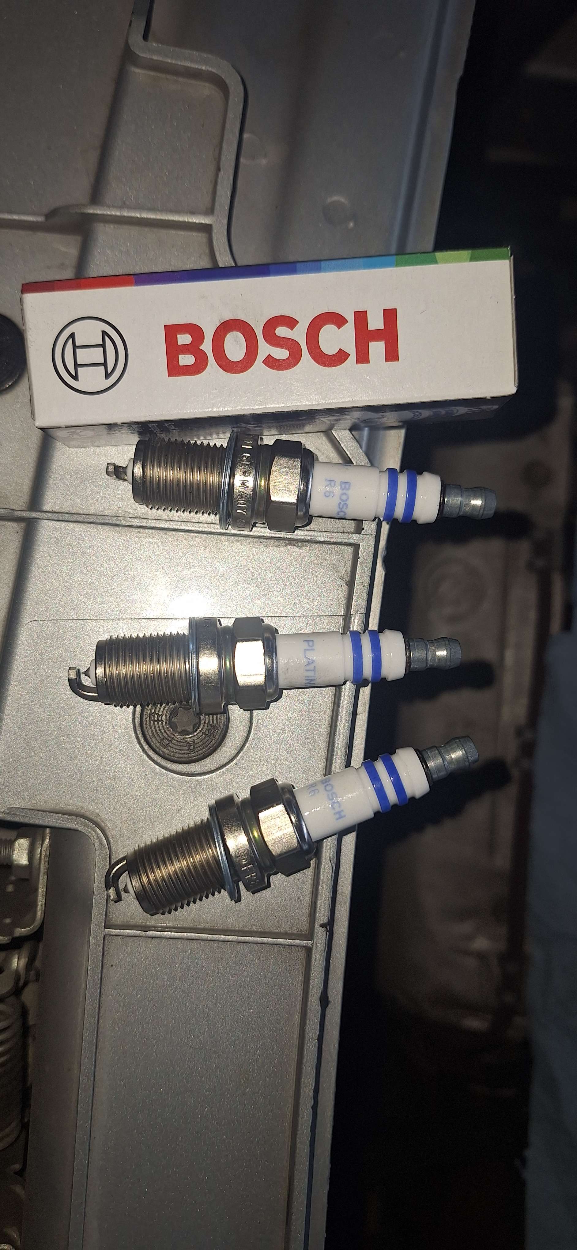 Afinación avanzada con bujías y limpieza de admisión